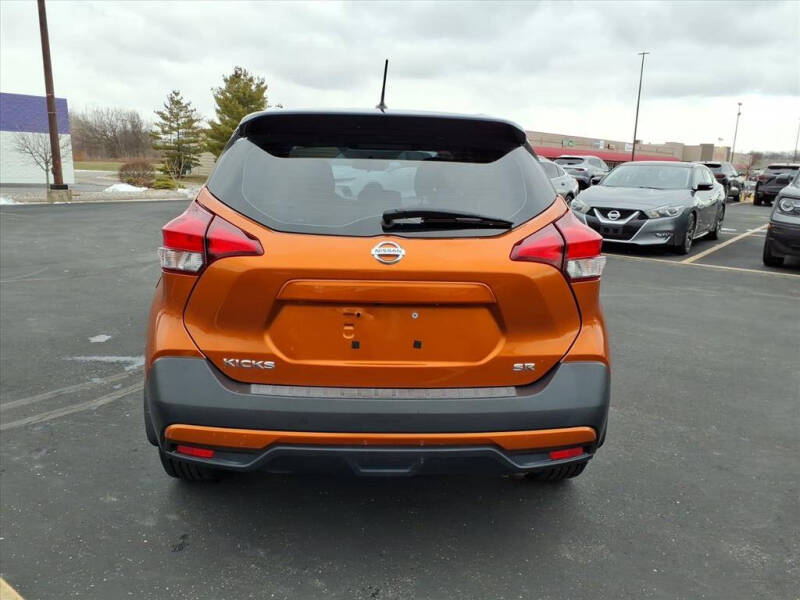 2019 Nissan Kicks SR