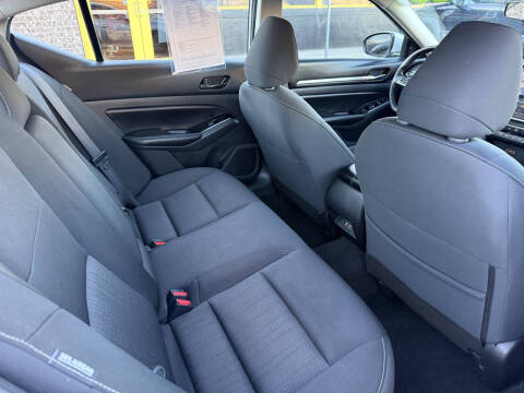 2023 Nissan Altima 2.5 SV