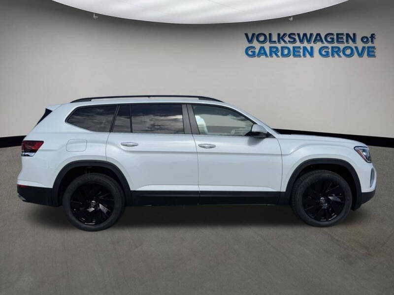 2026 Volkswagen Atlas SE