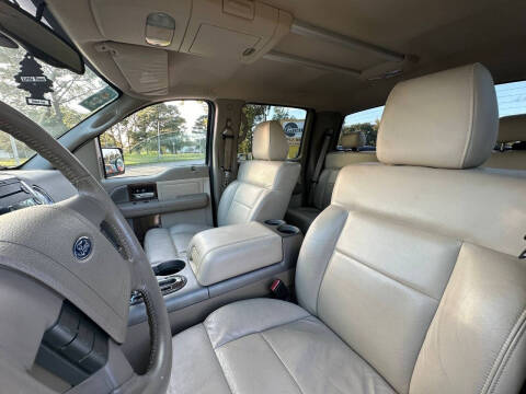 2004 Ford F-150 Lariat