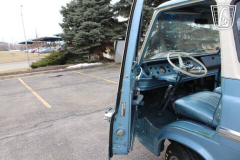 1967 Ford E-150