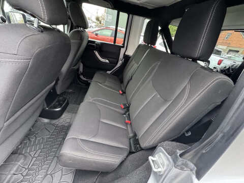 2018 Jeep Wrangler JK Unlimited Sahara