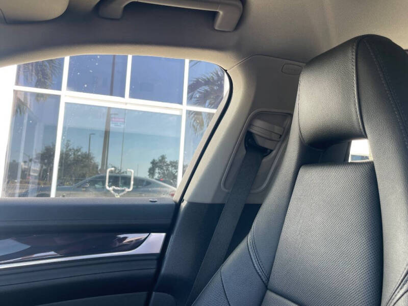 2011 Porsche Panamera 4