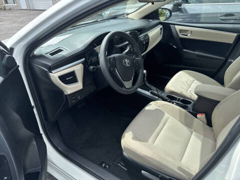 2015 Toyota Corolla LE
