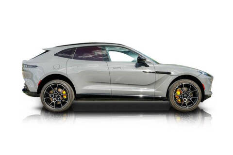 2021 Aston Martin DBX