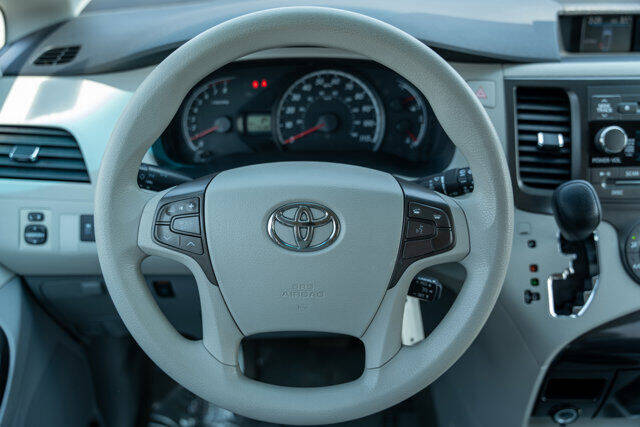 2011 Toyota Sienna