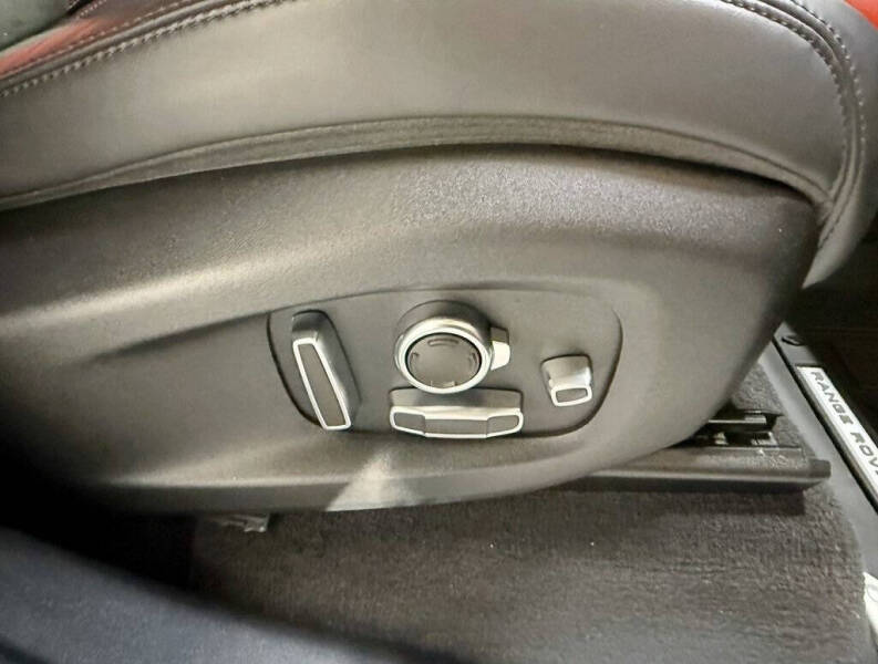 2020 Land Rover Range Rover Sport SVR