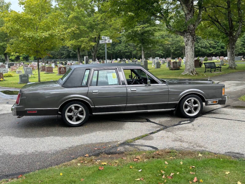 1989 Lincoln Town Car