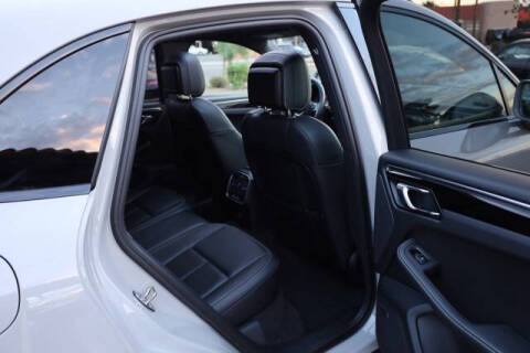 2023 Porsche Macan S