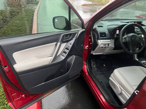 2015 Subaru Forester 2.5i