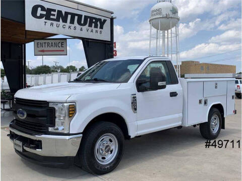 2019 Ford F-250 Super Duty for sale at CENTURY TRUCKS & VANS in Grand Prairie TX