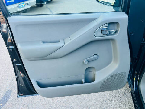 2011 Nissan Frontier S