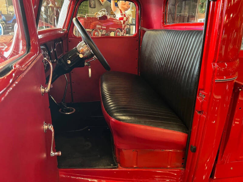 1936 Ford Model 48