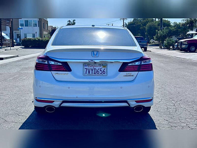 2017 Honda Accord Touring