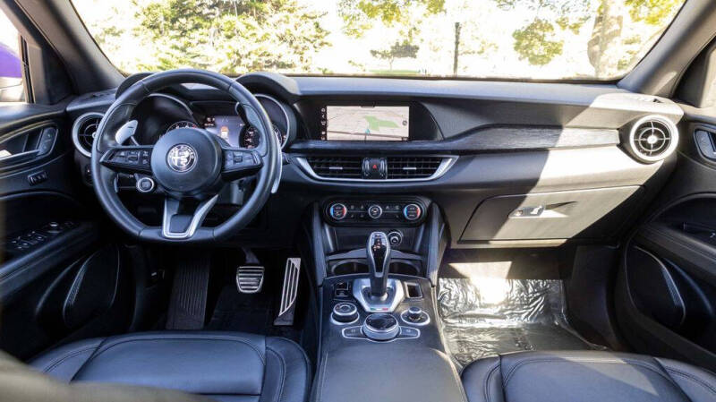 2022 Alfa Romeo Stelvio Sprint