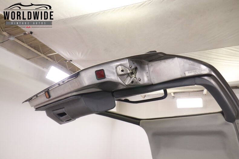 1981 DeLorean DMC-12