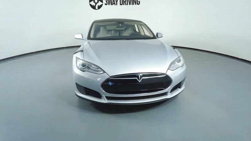 2013 Tesla Model S