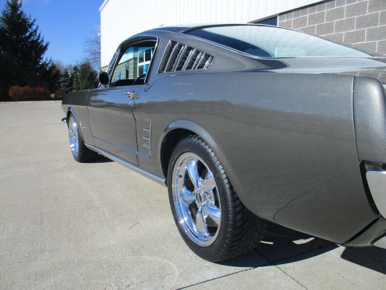 1966 Ford Mustang