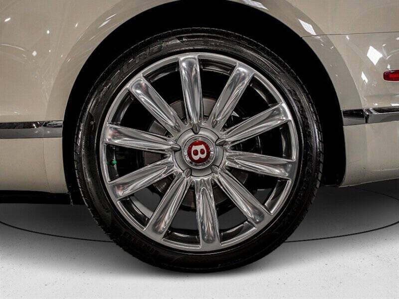 2016 Bentley Continental 19