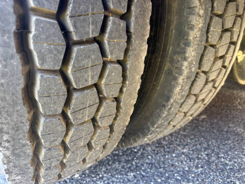 2004 International 4300