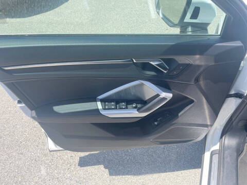 2024 Audi Q3 quattro S line Premium 45 TFSI