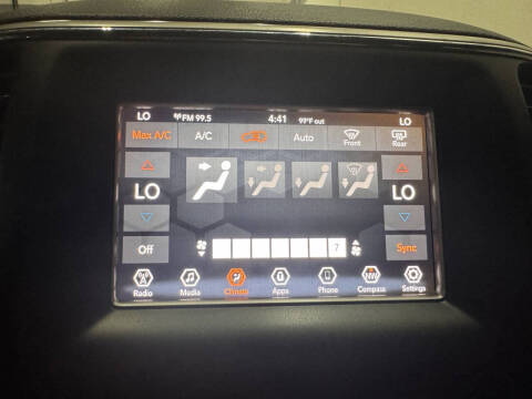 2019 Jeep Grand Cherokee Laredo