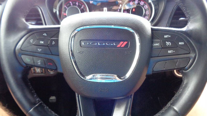 2015 Dodge Challenger SXT