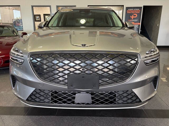 2023 Genesis Electrified GV70