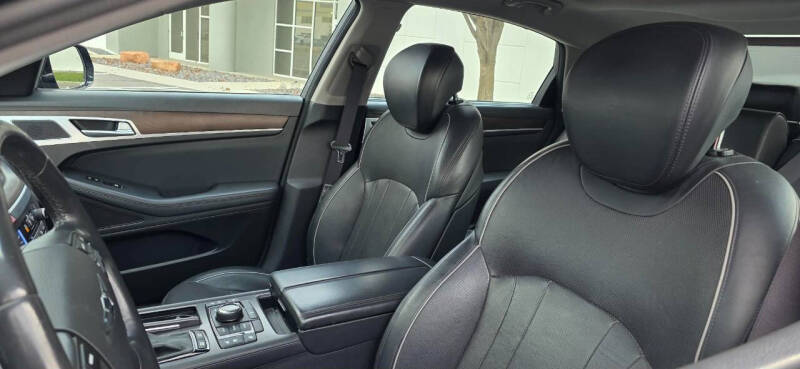 2017 Genesis G80 3.8