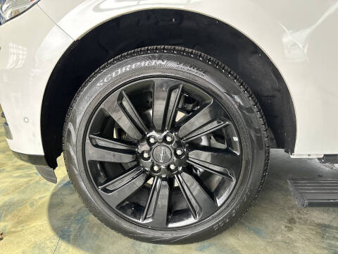 2024 Lincoln Navigator Black Label