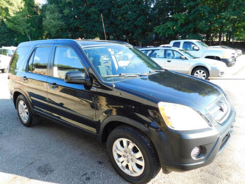 2005 Honda CR-V for sale at Macrocar Sales Inc in Uniontown OH