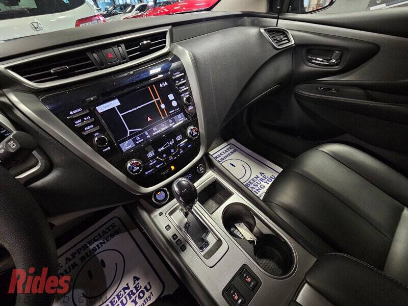 2024 Nissan Murano SV