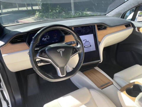 2020 Tesla Model X Long Range
