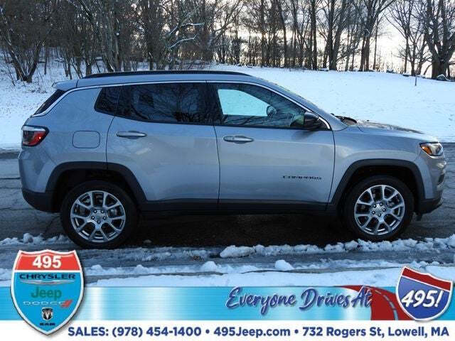 2022 Jeep Compass Latitude Lux