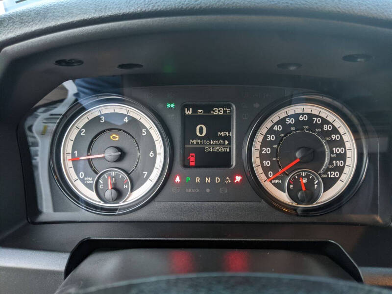 2024 RAM 1500 Classic SLT