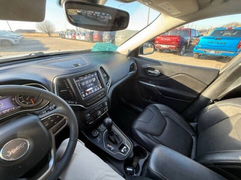 2022 Jeep Cherokee Latitude Lux