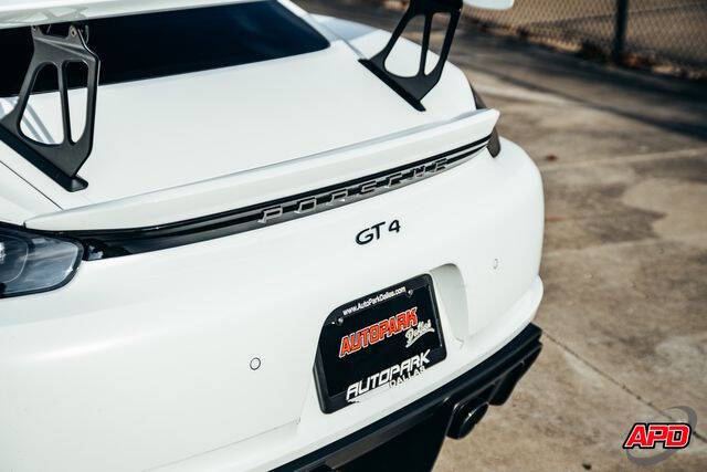 2020 Porsche 718 Cayman GT4