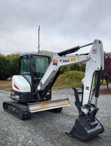 2019 Bobcat E35 Mini Excavator for sale at CPMTRUCKSALES.COM in Central Point OR