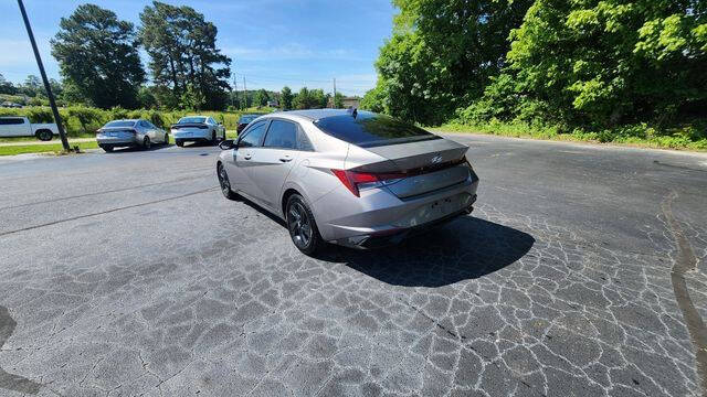 2022 Hyundai Elantra