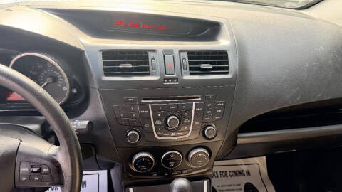 2012 Mazda MAZDA5 Sport