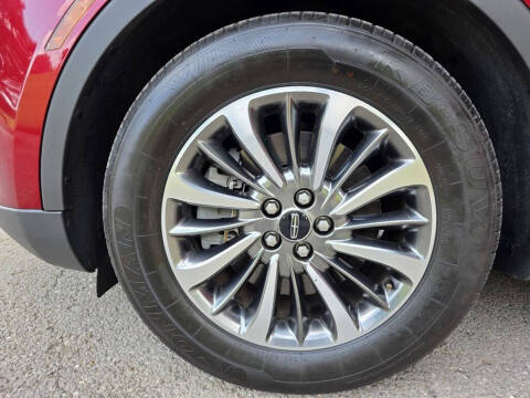 2019 Lincoln Nautilus Select