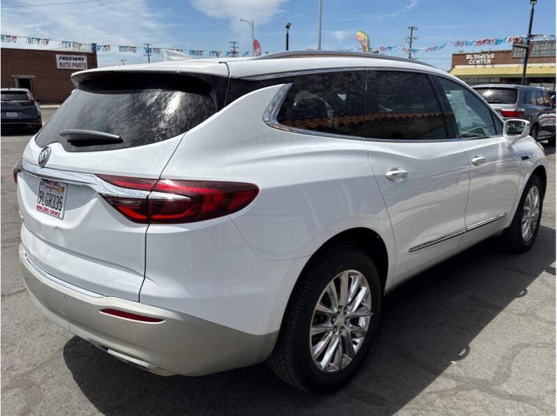 2020 Buick Enclave Essence