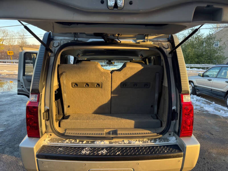 2008 Jeep Commander Sport