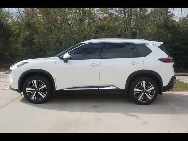 2022 Nissan Rogue SL