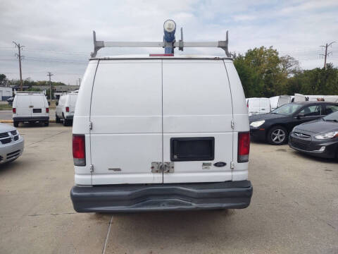 2011 Ford E-Series E-250