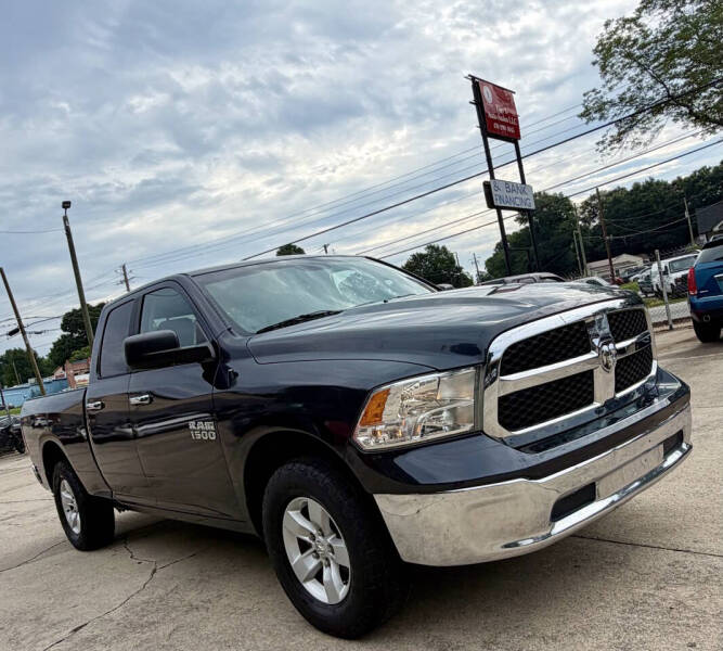 2017 RAM 1500 SLT