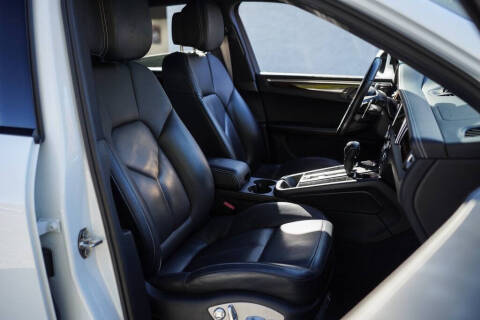 2023 Porsche Macan S