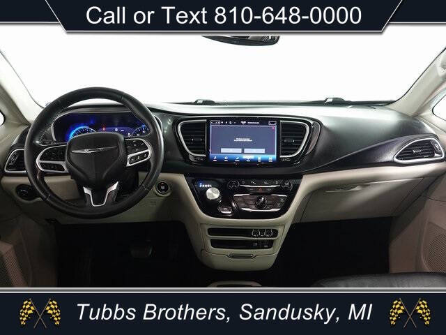 2022 Chrysler Pacifica Touring L