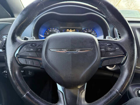 2015 Chrysler 200 S