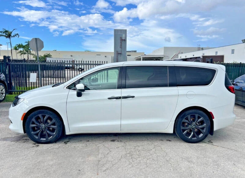 2018 Chrysler Pacifica L